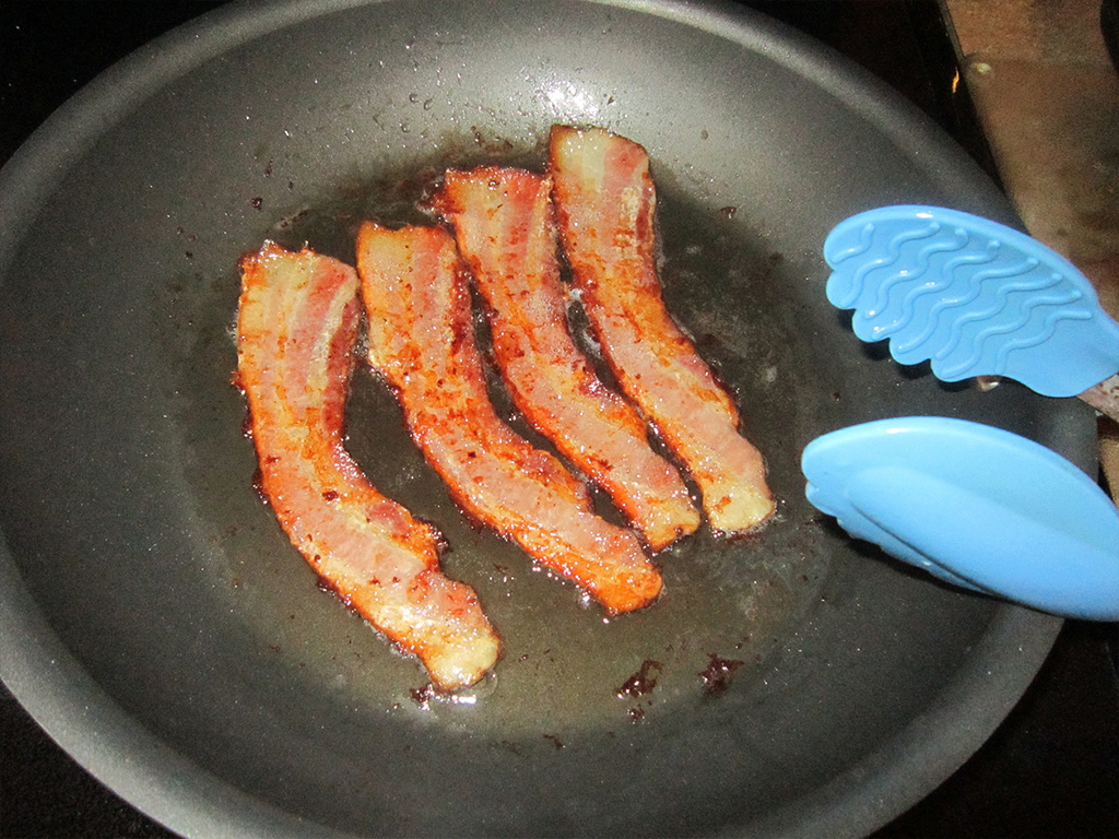 Cooking bacon